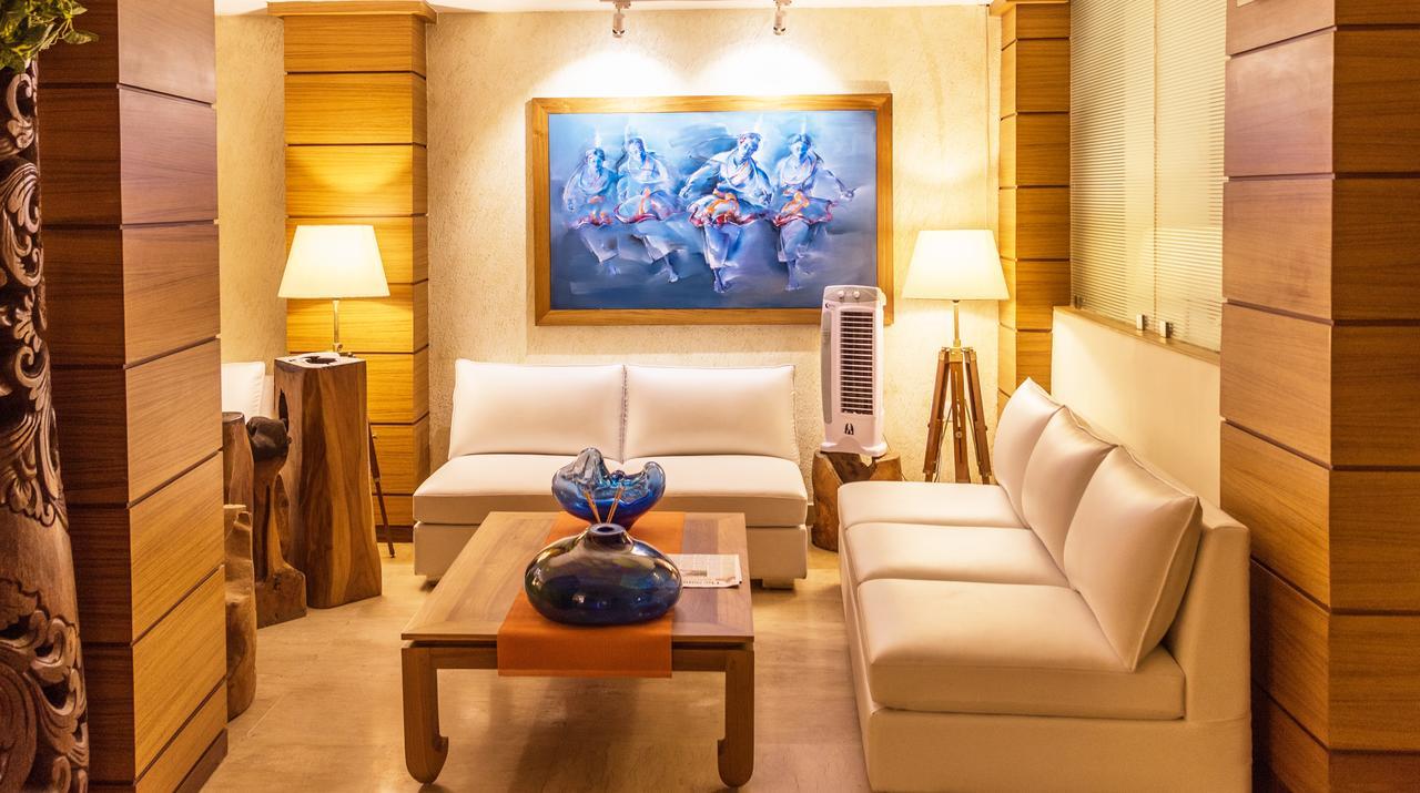 Sangai Continental Hotell Imphal Exteriör bild