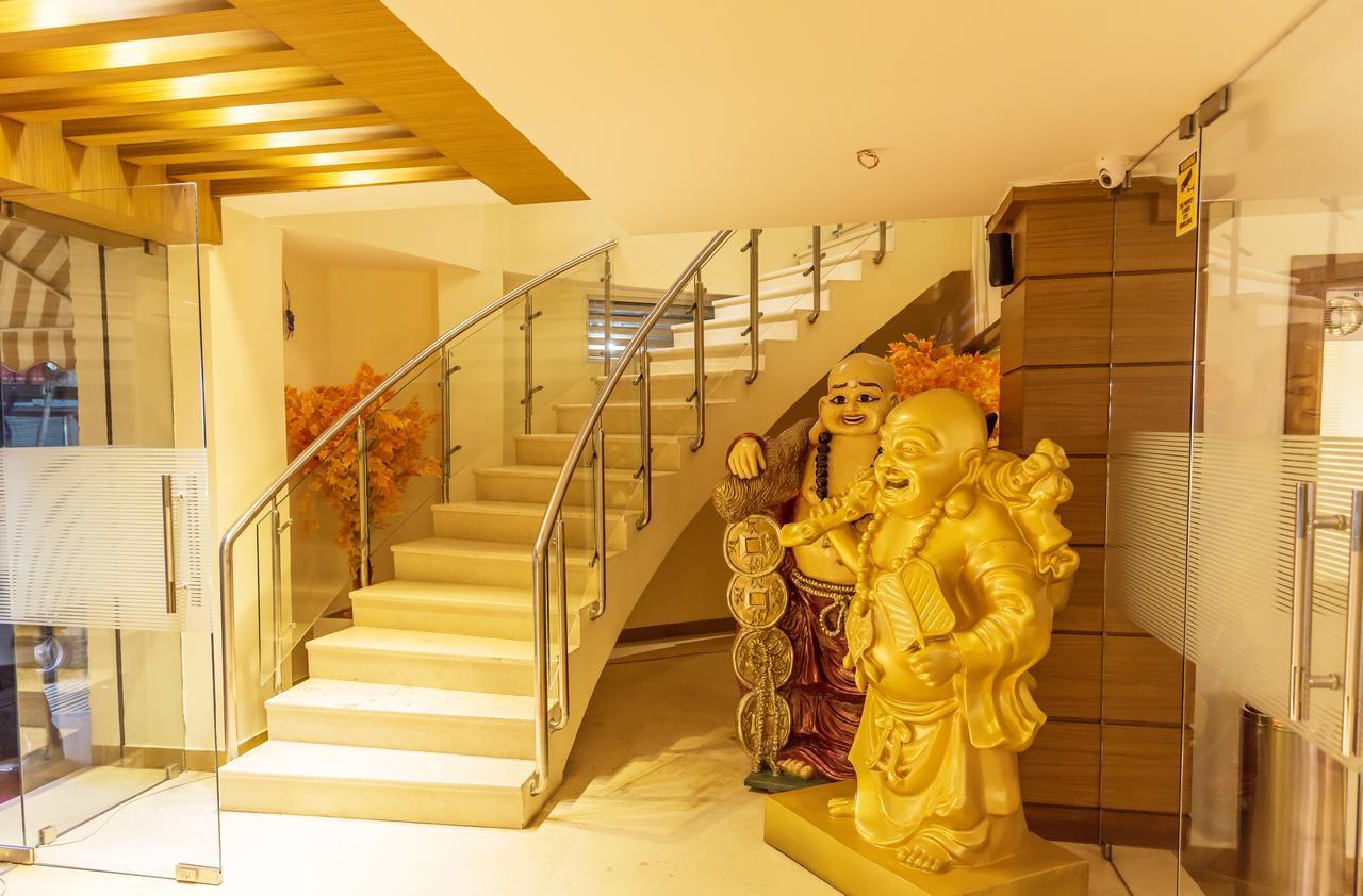 Sangai Continental Hotell Imphal Exteriör bild